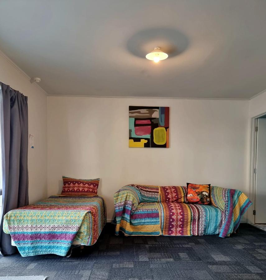 Lottin Point Motel Cape Runaway Eksteriør billede